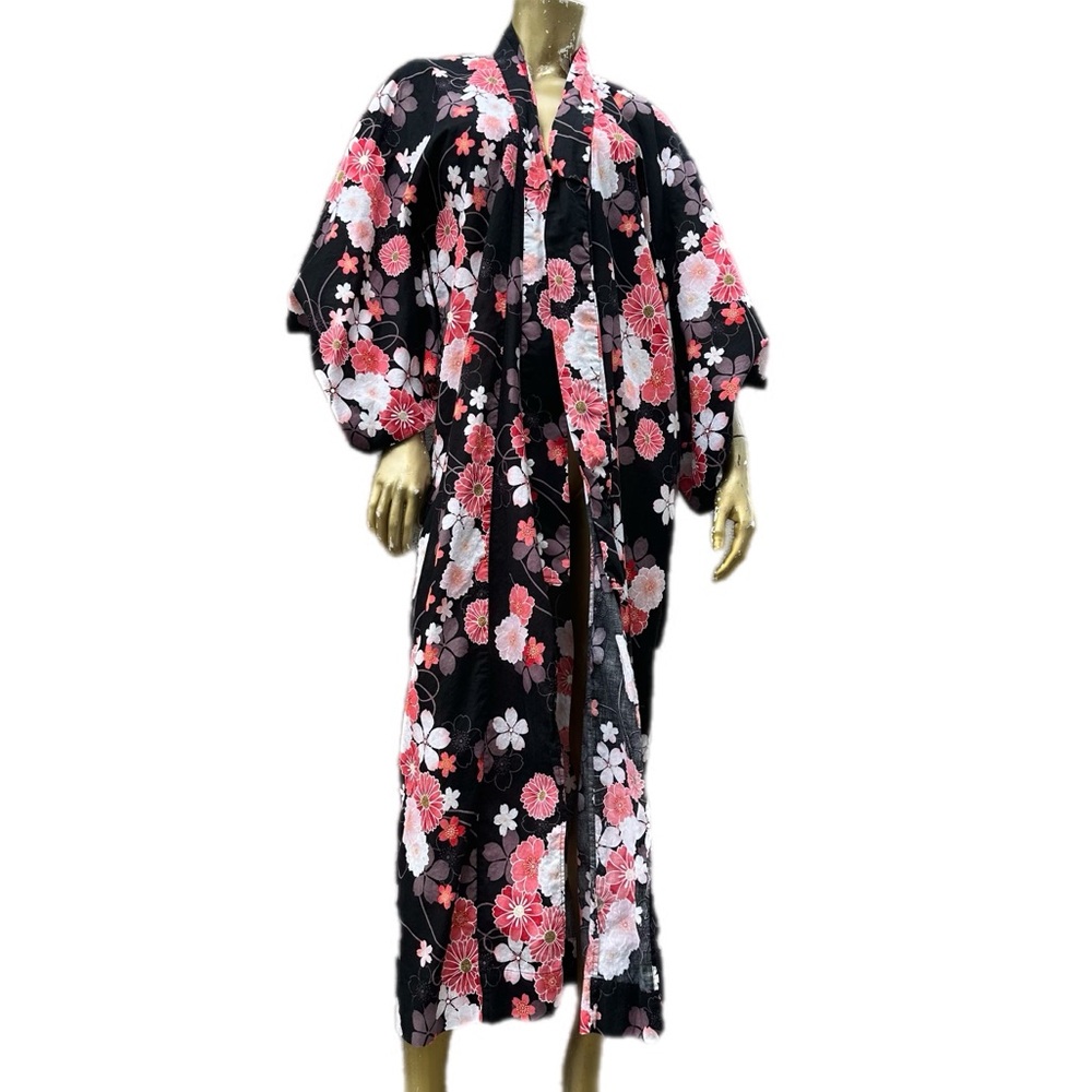 Cotton Floral Kimono Jacket/Robe in Black and Pink floral print